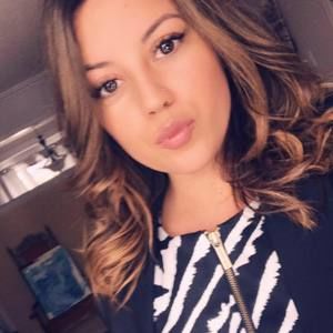 Meet your Posher, Nickie